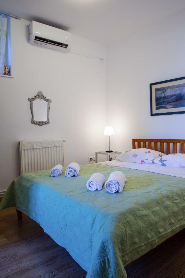 Matina'S House Vacation Rental In נאפפליו מראה חיצוני תמונה